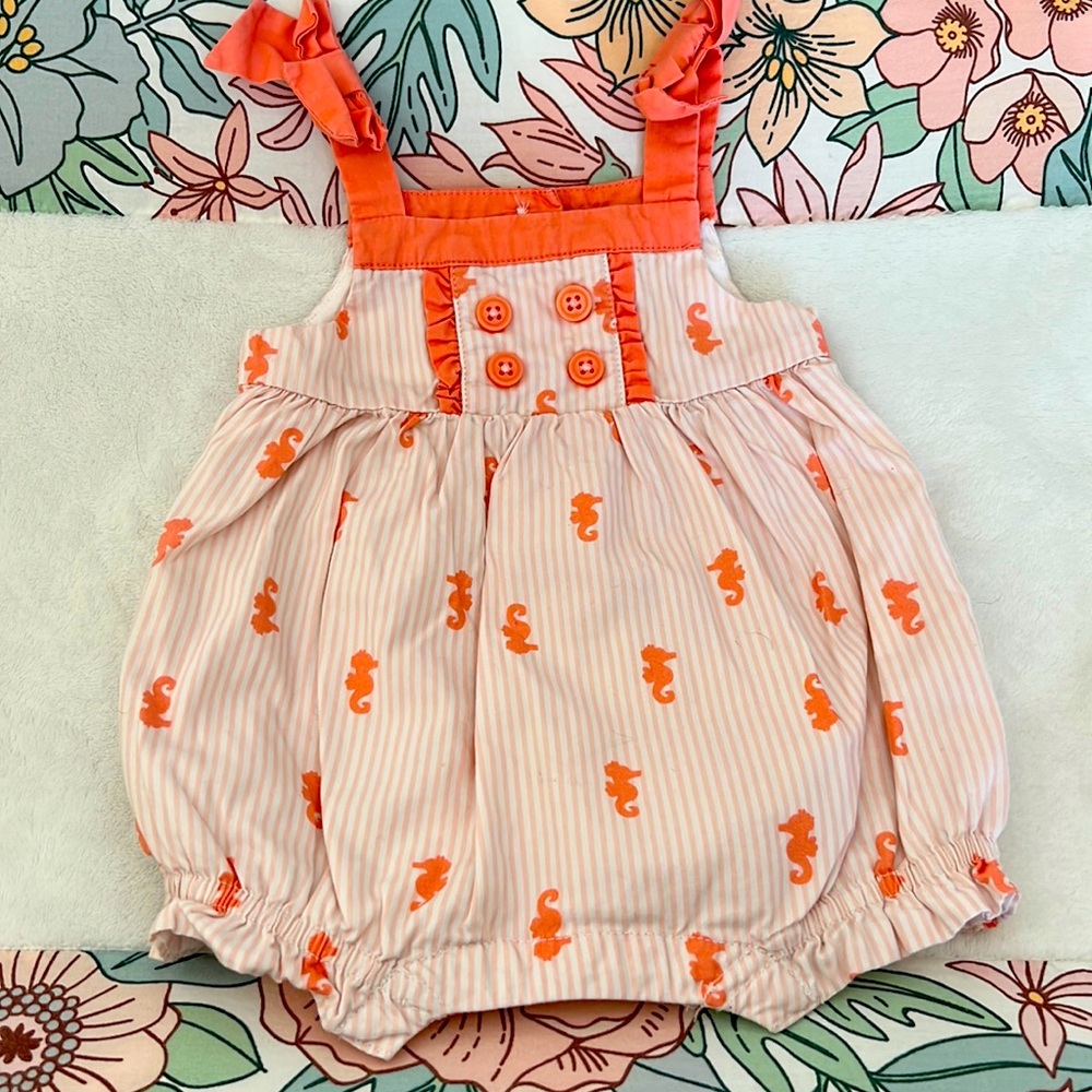 Gymboree bubble romper with seahorses (0-3m)